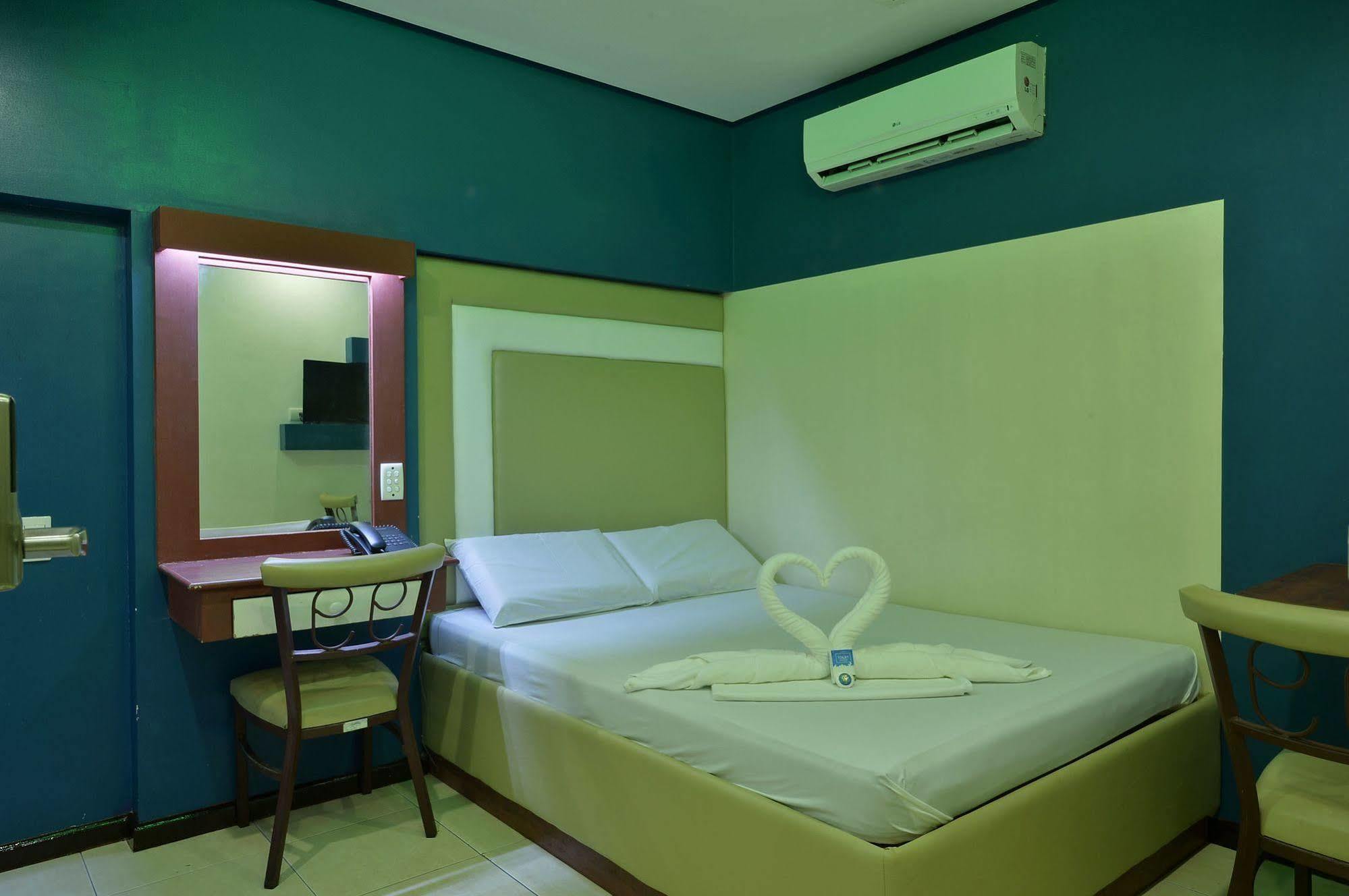 Hotel 99 Cubao Quezon City Dış mekan fotoğraf